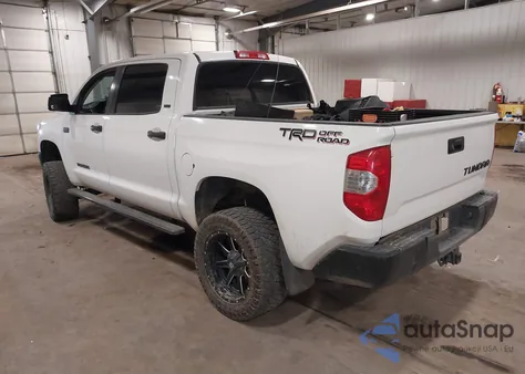 2015 Toyota Tundra Sr5 5.7L V8 z USA, uszkodzony, nr VIN 5TFEY5F14FX189263